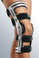 Жесткий регулируемый коленный ортез Medi M.4 AGR