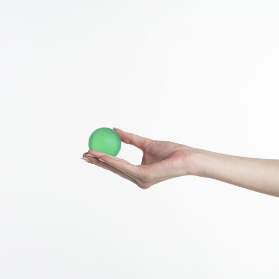 Круглый мяч для массажа кисти Ортосила, 5см, полужёсткий, зелёный